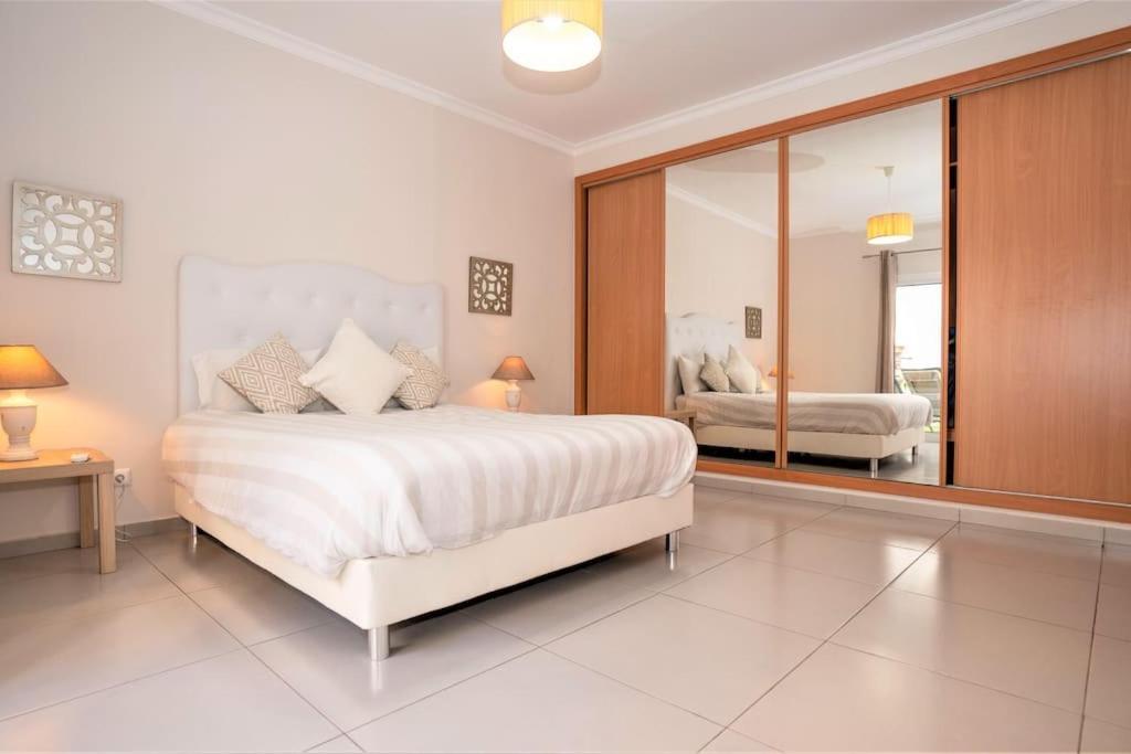 Luxuryvilla With Private Heated Pool And Spa 7P Quarteira Exteriér fotografie