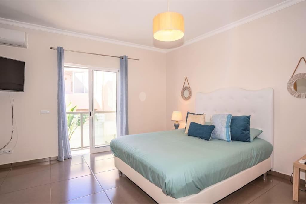 Luxuryvilla With Private Heated Pool And Spa 7P Quarteira Exteriér fotografie